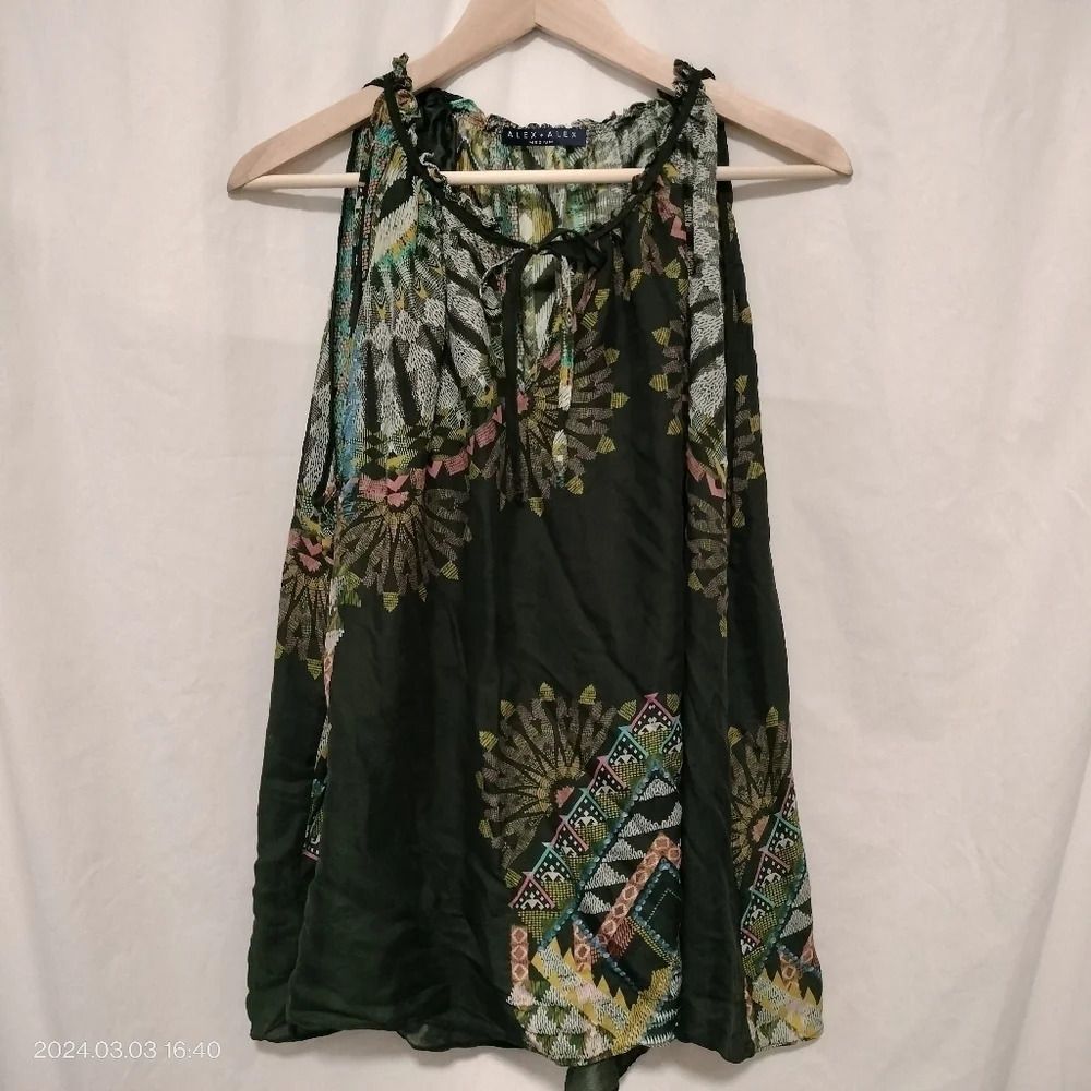 Alex + Alex size Medium Sleeveless Tank Top Blouse Silk Tie Keyhole neck 0357